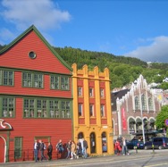J05_bergen_Bryggen_L_1200.jpeg