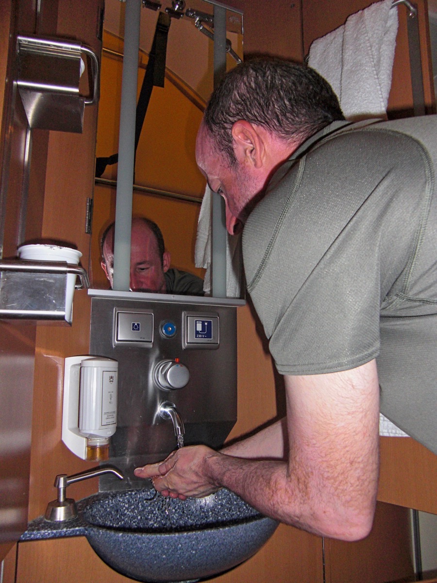 Petite toilette