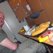 J27_Fred_PetitDej_L_1200.jpeg
