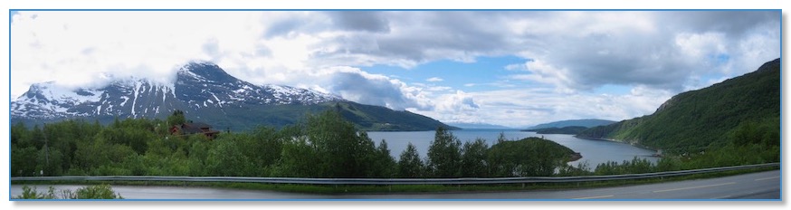 J12_Pano_Fjord_800