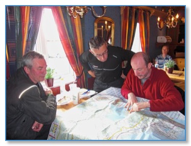 J12_Retrouvailles_L_350